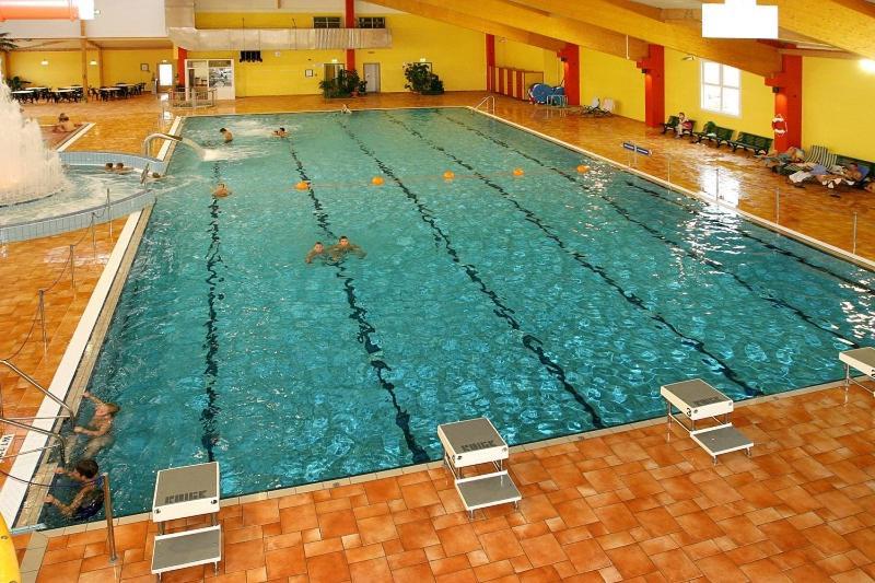 Sporthotel Neuruppin - Apartmenthaus Mit Ferienwohnungen Extérieur photo