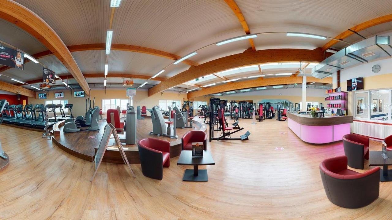 Sporthotel Neuruppin - Apartmenthaus Mit Ferienwohnungen Extérieur photo